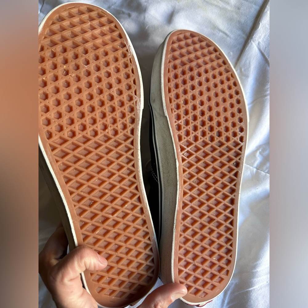 Vans Old School Black and White 10.5 - Picture 4 of 4